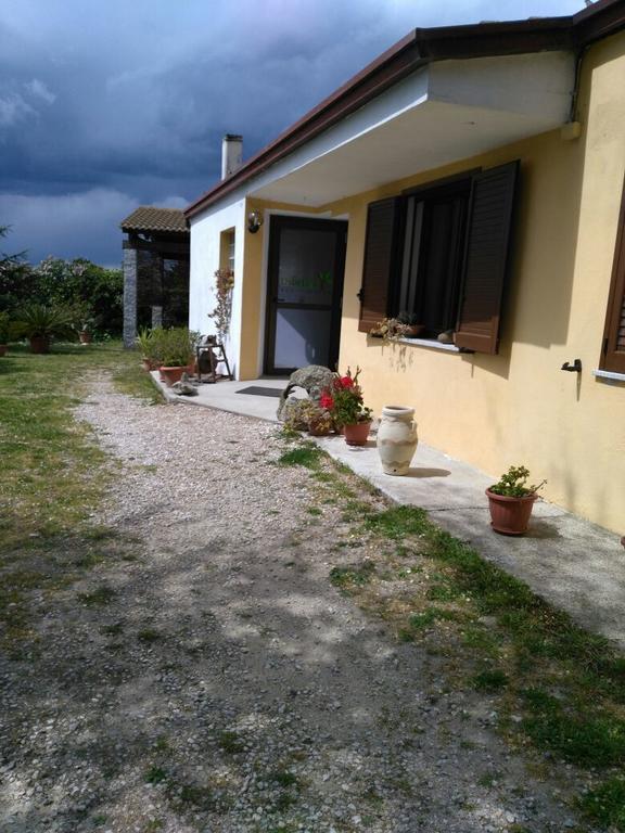 Agriturismo Usurtala Orani Eksteriør billede
