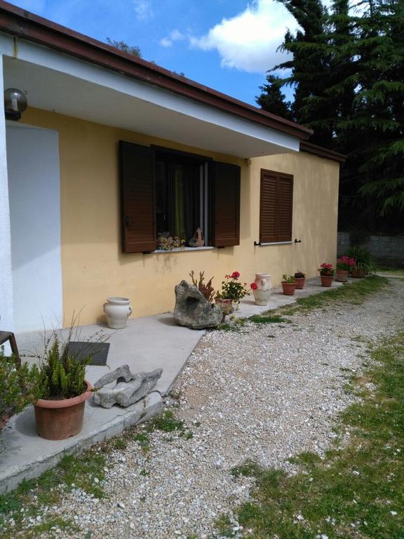 Agriturismo Usurtala Orani Eksteriør billede